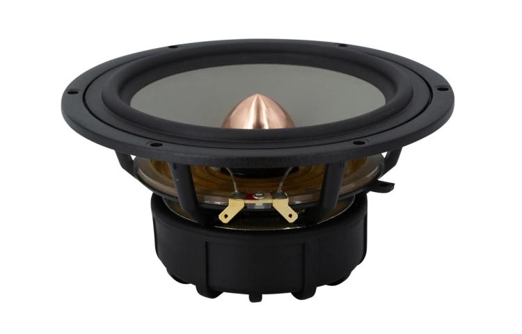 SEAS EXCEL WOOFER E0018-08S  ( W18E001 )